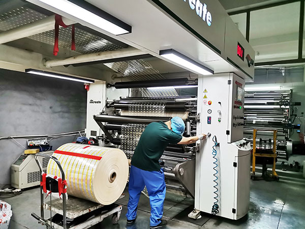 _0006_4-Laminating2.jpg